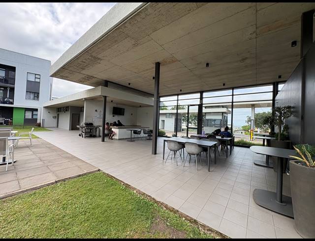 2 BEDROOM APARTMENT TO LET IN BALLITO COMMERCIAL DISTRICT